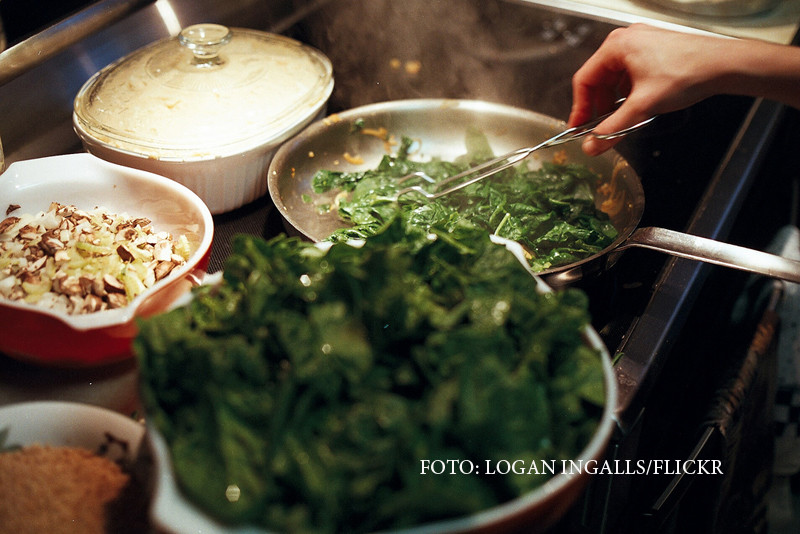 Cat de mult fier are de fapt spanacul. Greseala pe care o fac toti vegetarienii in alimentatie