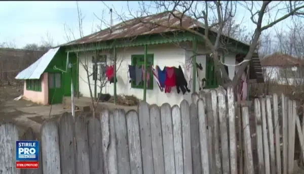 Adolescenta din Vaslui, insarcinata cu copilul unchiului ei. Barbatul nu recunoaste ca a intretinut relatii intime cu ea