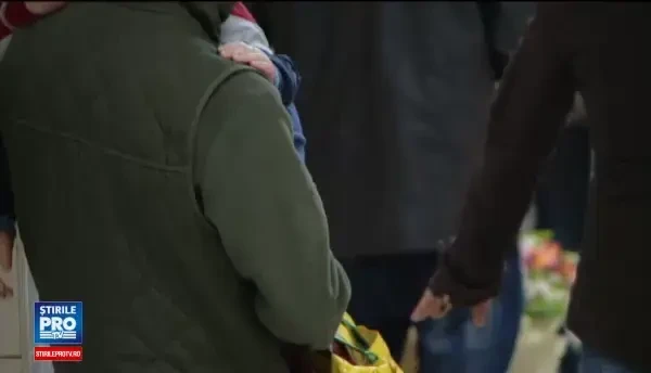 Ancheta la Iasi, dupa moartea unui bebelus de trei luni. Mama l-a luat acasa din spital, desi copilul era grav bolnav