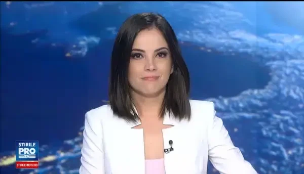 Blind date cu 300 de carti, initiativa inedita a unor tineri din Alba Iulia. In ce consta evenimentul ajuns la a 2-a editie