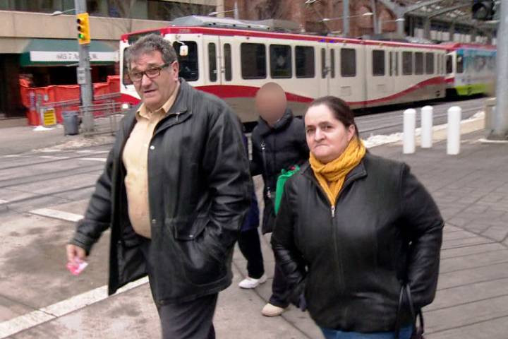 Doi romani, condamnati la inchisoare pe viata in Canada. Si-au inchis fiul in casa si l-au infometat pana a murit