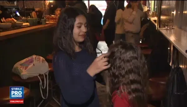 Sute de copii risca sa nu aiba o sansa normala la viata. Programul national pentru testarea auditiva s-ar fi blocat