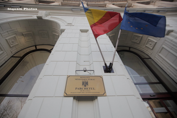 Senatul va trimite catre Parchetul ICCJ documente clasificate privind Revolutia din 1989: "Vreo 6 sau 8 metri de dosare"