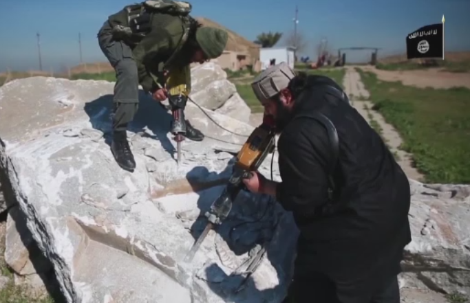 Imagini filmate cu drona in Mosul, recuperat de fortele irakiene de sub controlul ISIS. Distrugerile provocate de jihadisti