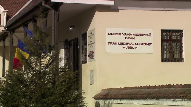 La Bran comerciantii sunt nemultumiti fiindca li s-a triplat chiria. "La Primarie plateam 760 de lei, acum mi-a venit 2240"