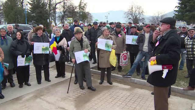 Orasul care este pe cale sa se transforme intr-un morman urias de gunoaie. Localnic: "Toti se minuna in ce mizerie stam"