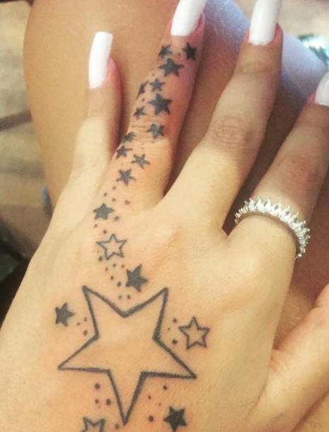 Cum arata femeia care a profesat avocatura timp de 11 ani, dar acum a devenit prostituata. Cat castiga pe an