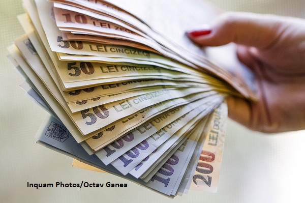 Reuters: Analiştii se aşteaptă la deprecierea cu 1,5% a leului în 2020. Singura monedă care se va aprecia