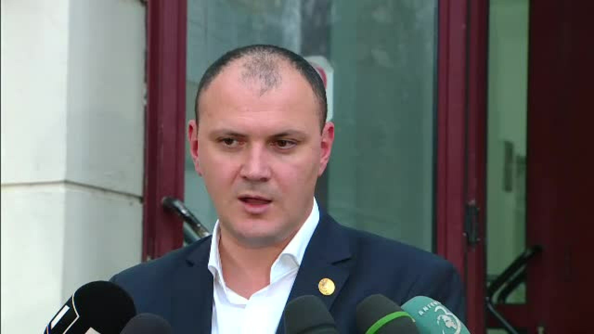 Ministrul Justitiei: "Dupa ce instantele verifica legalitatea extradarii lui Ghita, incepem procedura de aducere in tara"