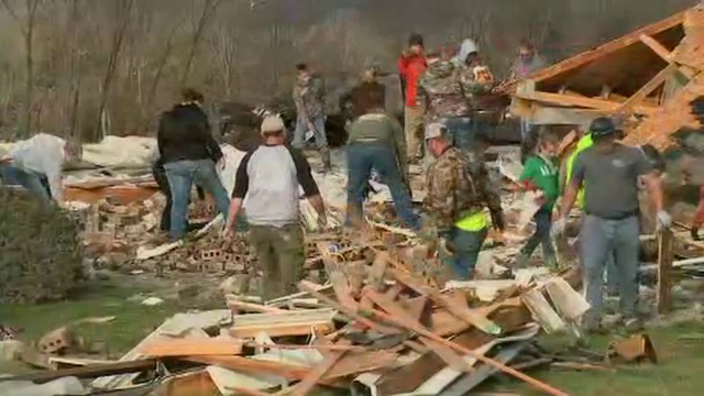 Trei persoane au murit in SUA, iar alte cateva sute au ramas fara case din cauza tornadelor. "Este incredibil, sunt devastat"