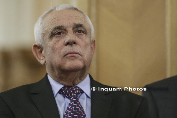 Ministrul Agriculturii, despre urşii din orașe: De ce să nu-i împuşcăm? În primul rând e protejat omul