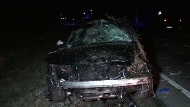 Accident cumplit pe o sosea din Cluj. Un tanar de 27 de ani a pierit pe loc dupa ce a fost aruncat la 15 metri din masina