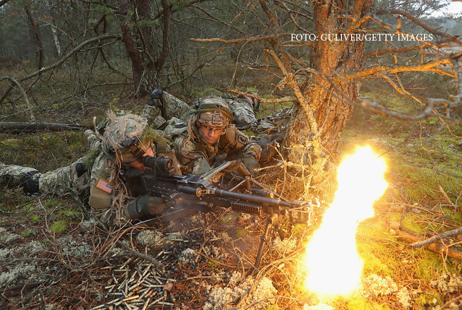 Europa se inarmeaza de teama Rusiei lui Putin. Suedia introduce armata obligatorie, iar Estonia antreneaza paramilitari