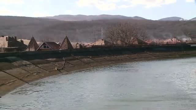 A incercat sa se spele pe maini intr-un canal, insa imprudenta i-a fost fatala. Dupa cat timp a fost gasit