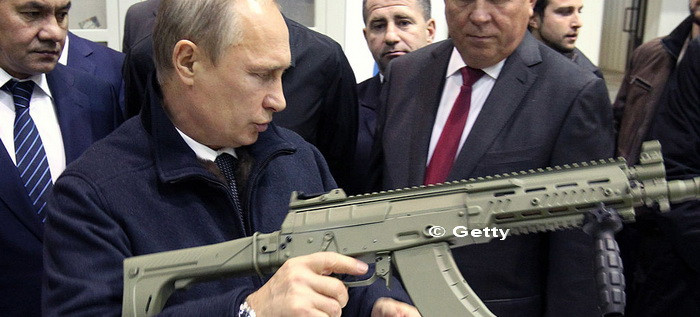 58 de avioane si elicoptere, 20 de palate si conturi bancare in Elvetia. Cat de mare este de fapt averea lui Vladimir Putin