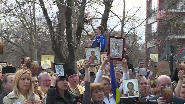 Pelerinaj cu mii de oameni in centrul Capitalei, de Duminica Ortodoxiei. Semnificatia sarbatorii