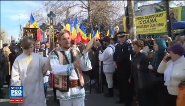 Pelerinaj cu mii de oameni in centrul Capitalei, de Duminica Ortodoxiei. Semnificatia sarbatorii