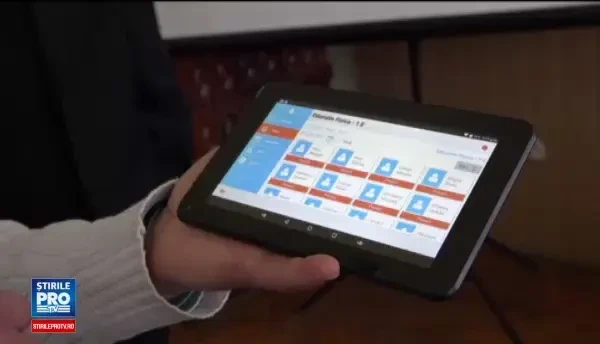 Tehnologia a ajuns intr-un sat din Mures. Programul ce le permite parintilor sa afle instantaneu ce note au primit copiii lor