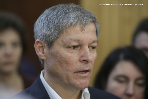 Dacian Cioloș: "Actualul guvern e nociv. Avem nevoie de alegeri anticipate"