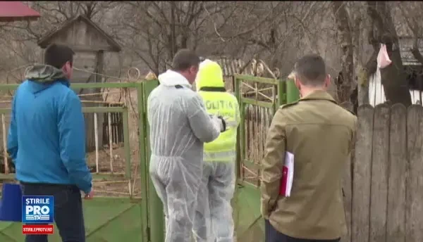 O femeie dintr-un sat vasluian e banuita ca si-a aruncat copilul nou-nascut in foc. Nimeni nu stia ca e gravida