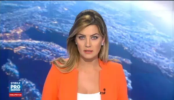 Cadavrul carbonizat al unui batran, gasit intr-o masina care ardea pe camp. Politia nu are inca nicio explicatie