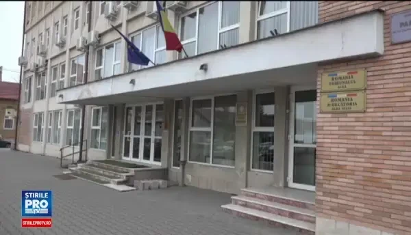 Decizia CCR care ii scapa basma curata pe cei care au facut fraude fara a incalca legea. Printre ei ar fi si Liviu Dragnea