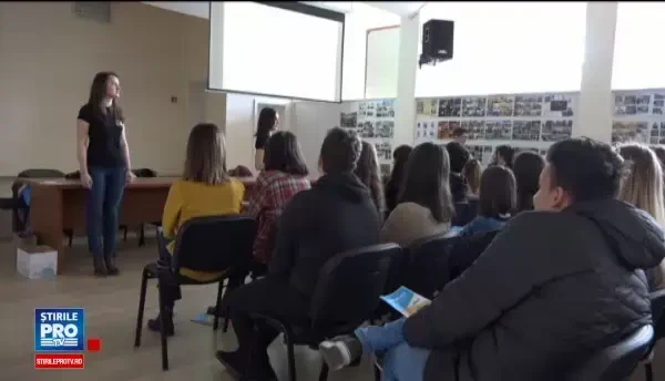 Universitati din Cluj si Timisoara au plecat prin tara in cautare de studenti. Ce program le-au pregatit elevilor de-a XI-a