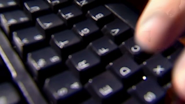 Reactia Apple dupa ce Wikileaks a publicat mii de documente ce detaliaza tehnici de spionaj CIA folosind produsele companiei