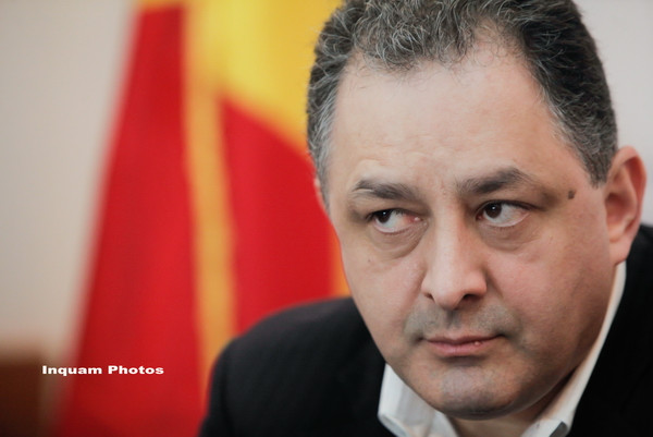 Vanghelie: Cel mai mare castig pentru PSD ar fi ca Ponta sa plece. Lumea se roaga sa scape naibii de el