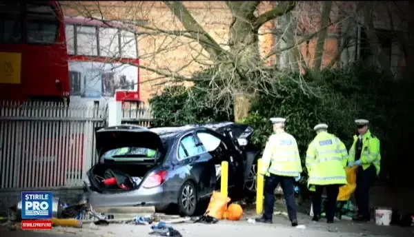 Claudiu, tanarul ucis de un sofer beat in Londra, e plans de un intreg sat din Olt. Ma doare inima ca nu am putut sa mor eu