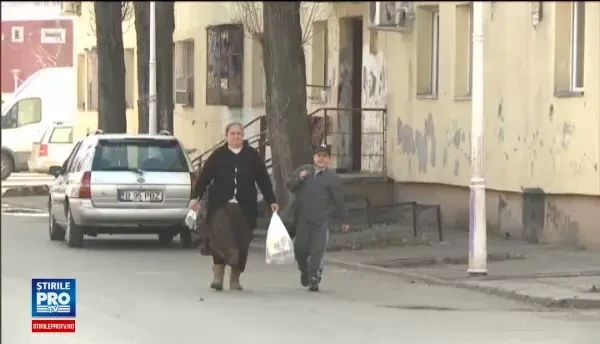 Scuzele asistatilor social pentru a scapa de munca in folosul comunitatii: Stomacul, astea, capul, astea... ametituri