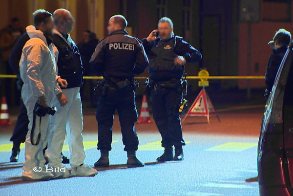 Atac armat soldat cu doi morti si un ranit intr-o cafenea din Basel. Suspectii nu au fost prinsi