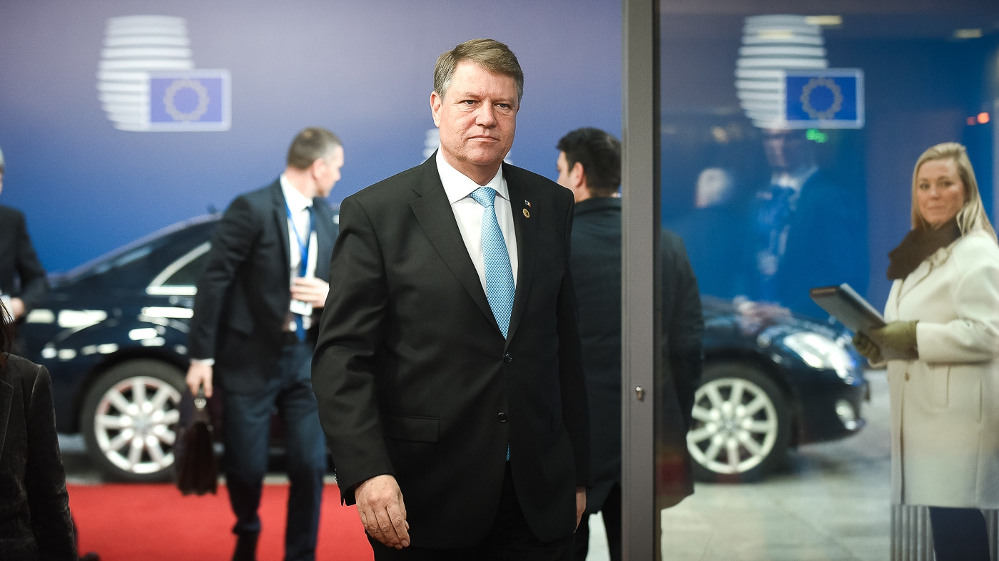 Klaus Iohannis este foarte multumit de activitatea procurorului general si a procurorului sef al DNA