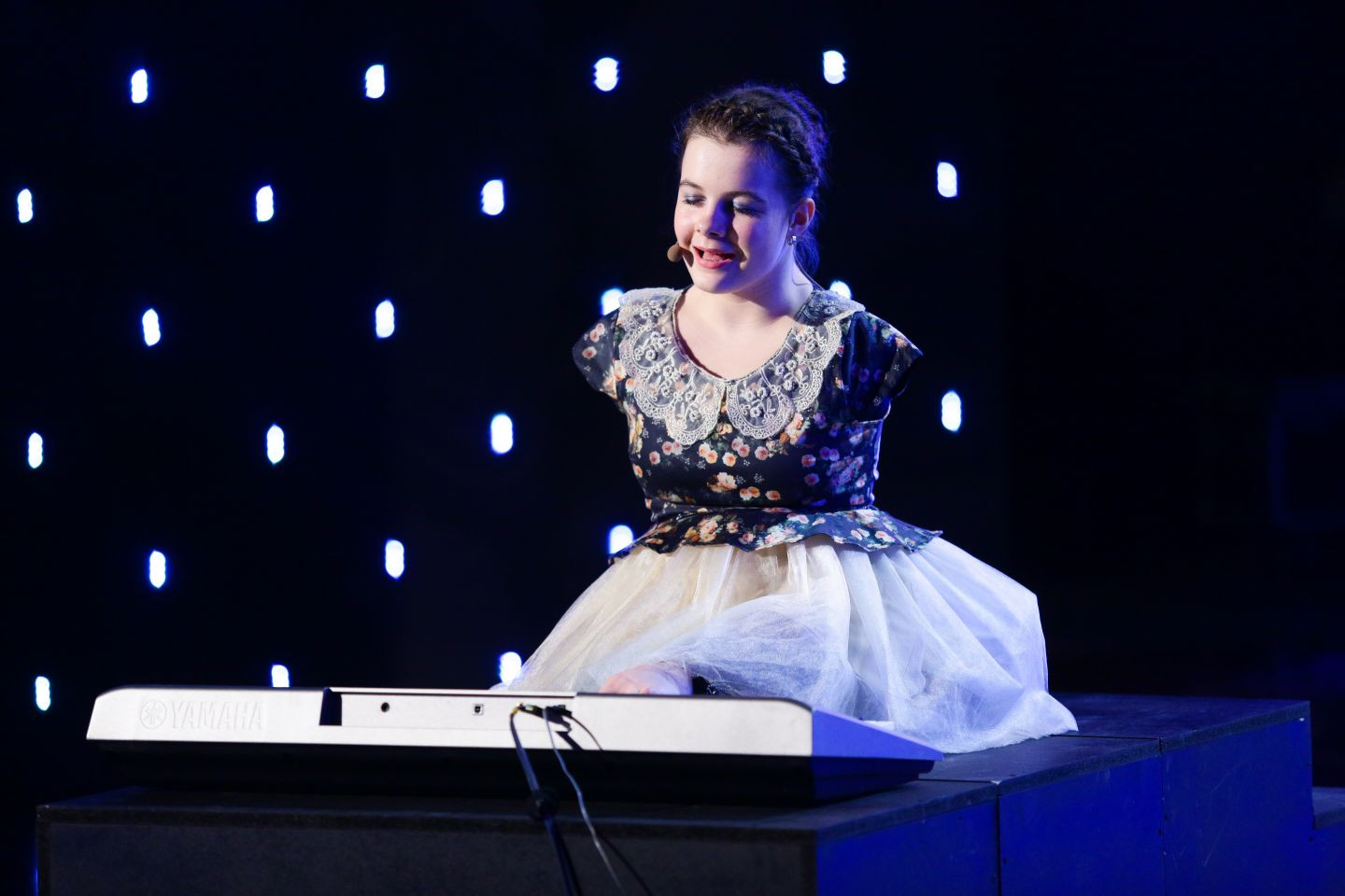 A lasat o tara intreaga cu ochii in lacrimi. Povestea lui Lorelai Mosnegutu, fetita "cu maini de aur" de la Romanii au Talent