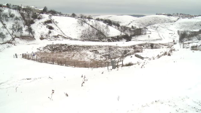 Partia de doua milioane de euro care nu prea are schiori. Primar: "Nu putem sa ne punem noi cu natura"