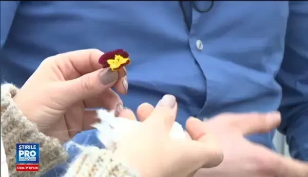 Florile de care te poti bucura, iar apoi le puteti si manca. Afacerea inceputa de un roman intr-un balcon