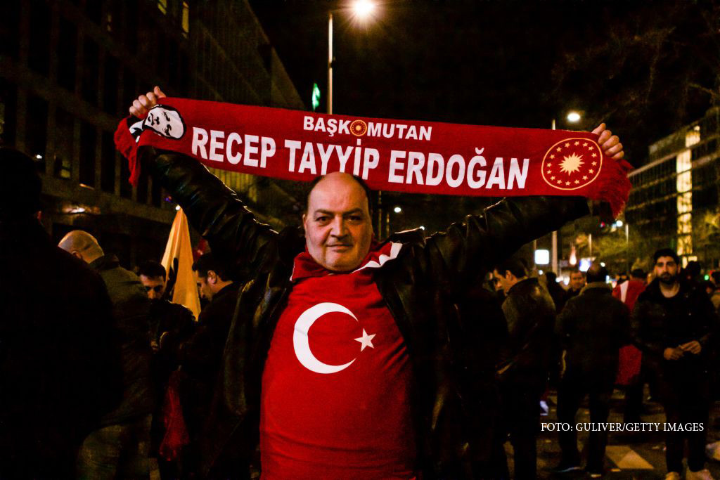 proteste turcesti anti-Olanda