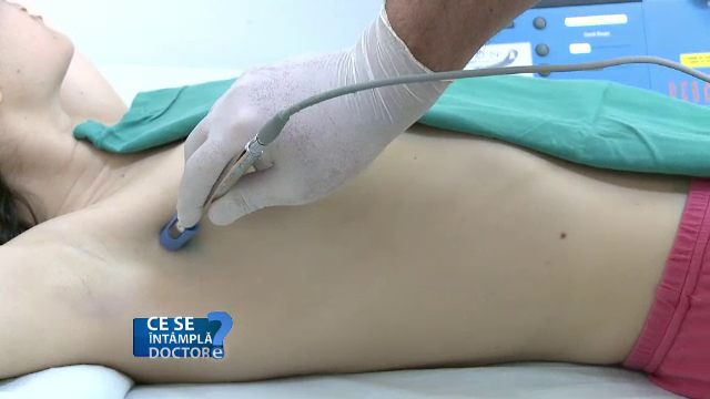 Testele genetice pot preveni cancerele aparatului genital feminin. "O femeie tanara trebuie sa se gandeasca, nu sa se sperie"