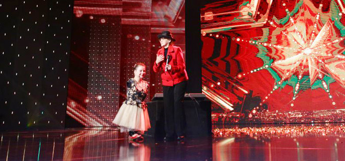 Mama fetitei fara maini de la „Romanii au talent“ a povestit cum a ajuns sa o adopte: Lorelai fusese parasita in maternitate