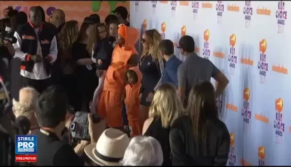 Premiile Kids Choice 2017. Selena Gomez, aleasa cea mai buna cantareata. Gala a fost prezentata de John Cena