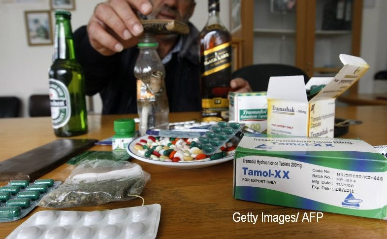 Barbat de 42 de ani, gasit vinovat de violul a doua minore, de 14 si 17 ani. Cum le-a obligat sa intretina relatii sexuale