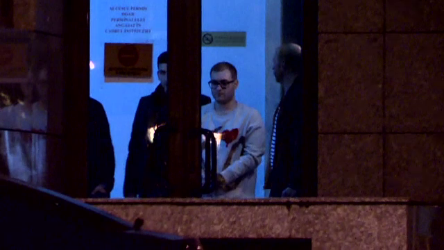 Tanarul care a lovit un agent rutier si doua masini ale politiei in Capitala si-a explicat gestul. "Mi-a fost frica"