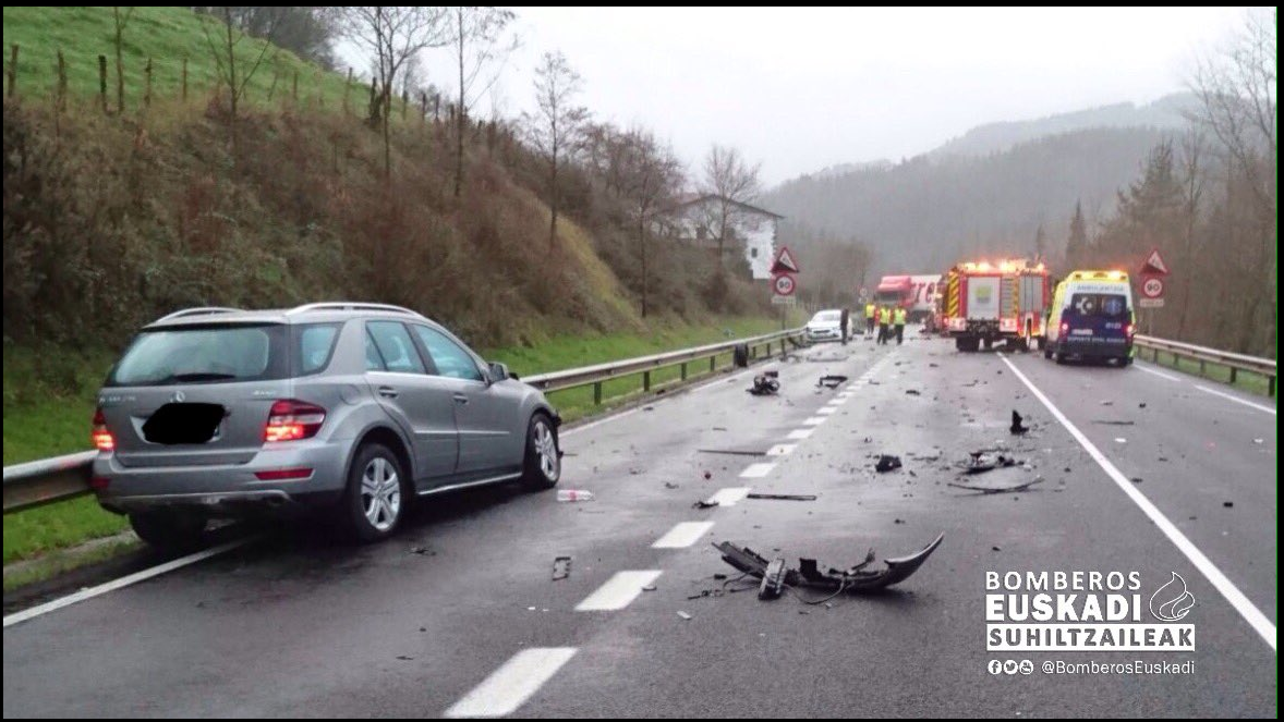 Doi romani au murit, iar altul se afla in stare foarte grava la spital, in urma unui accident rutier petrecut in Spania