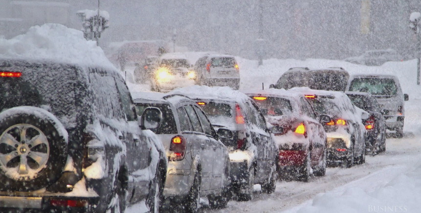 Unul dintre cele mai mari MITURI ale soferilor a fost spulberat! De ce nu trebuie incalzit motorul iarna