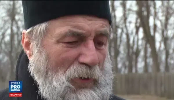Staretul unei manastiri din judetul Vaslui, talharit in miez de noapte de patru atacatori, cu fetele acoperite. Ce au furat