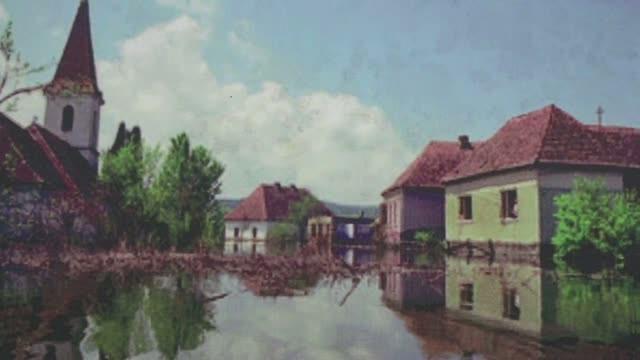 Secarea unui lac de acumulare din Mures scoate la suprafata ruinele unui vechi sat acoperit de ape in anul 1989