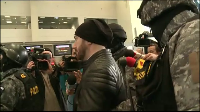 Rafael Garay a fost extradat miercuri in Chile. Presa sud americana: "Unii cred ca romanca i-a mancat banii"