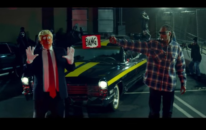 Noul videoclip al lui Snoop Dogg l-a enervat pe Donald Trump. Presedintele SUA sugereaza ca rapperul ar putea fi arestat