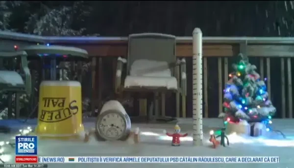 Ninge fara oprire de mai bine de 36 de ore in nord-estul Statelor Unite. Aproximativ 5.400 de zboruri au fost anulate