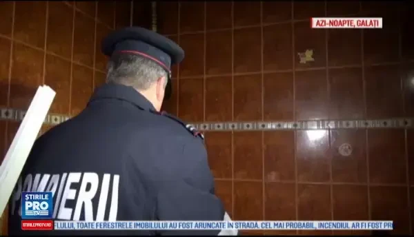 O vila din centrul Galatiului a luat foc marti seara. Atat de puternica a fost explozia incat vecinii au crezut ca e cutremur